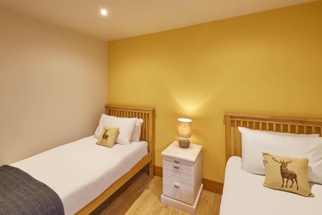 Host & Stay - Simon Howe Lodge Вітбі Екстер'єр фото